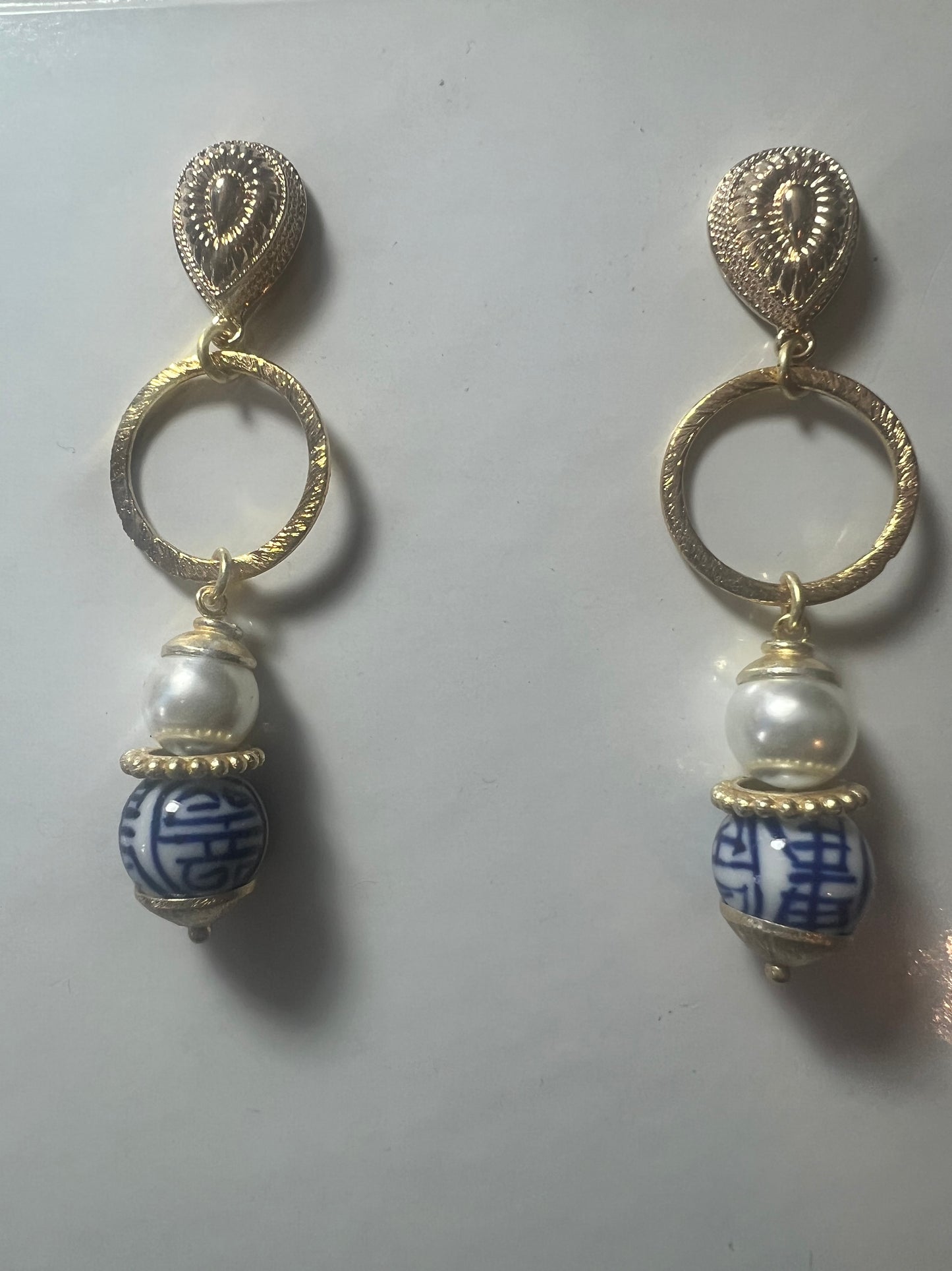 Gemstone Eearrling/ Porcelain Calligraphy with Shell Pearl