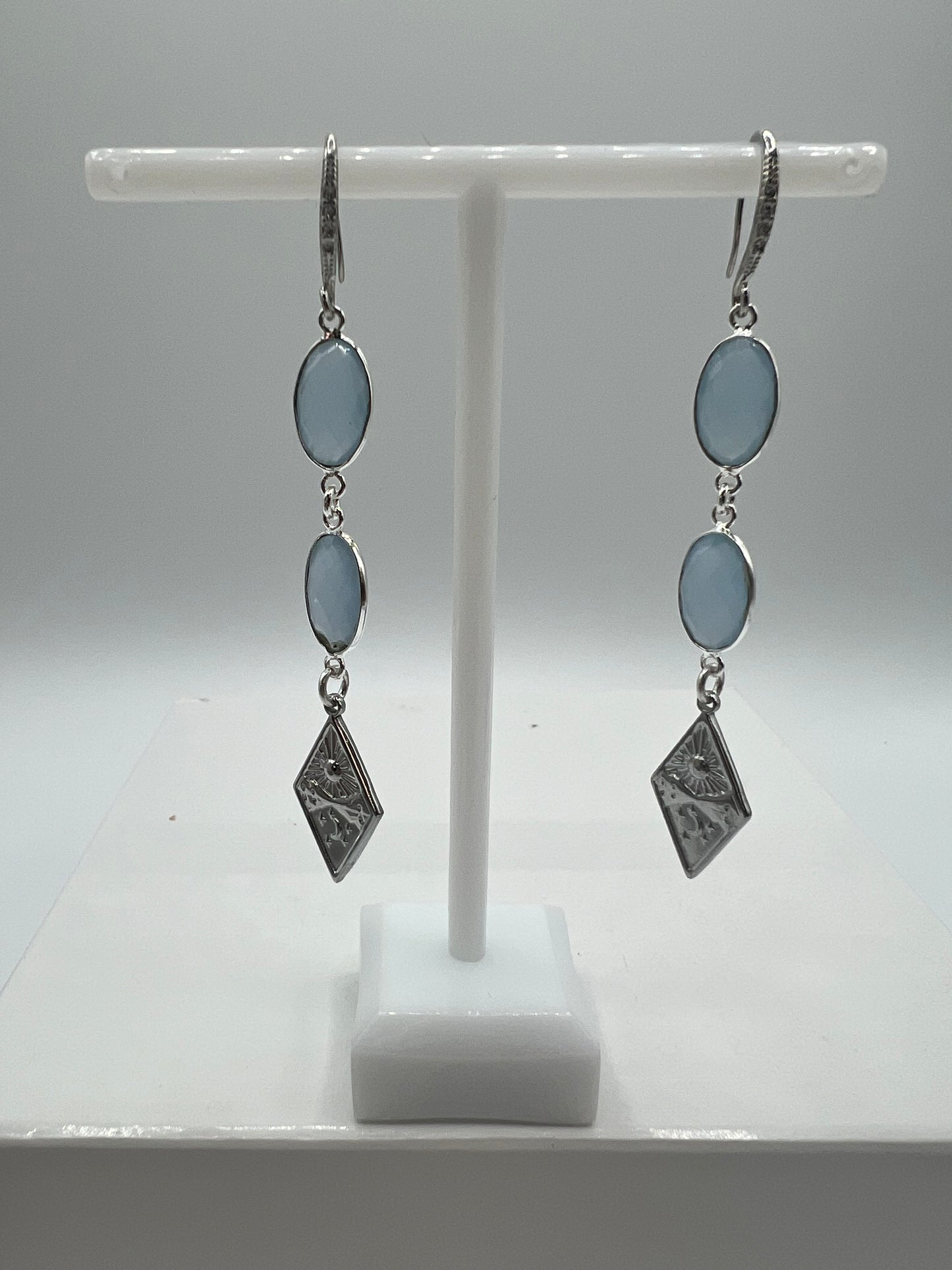 Gemstone Earring/Baby Blue Oval Hydro Quartz/Embossed Diamond