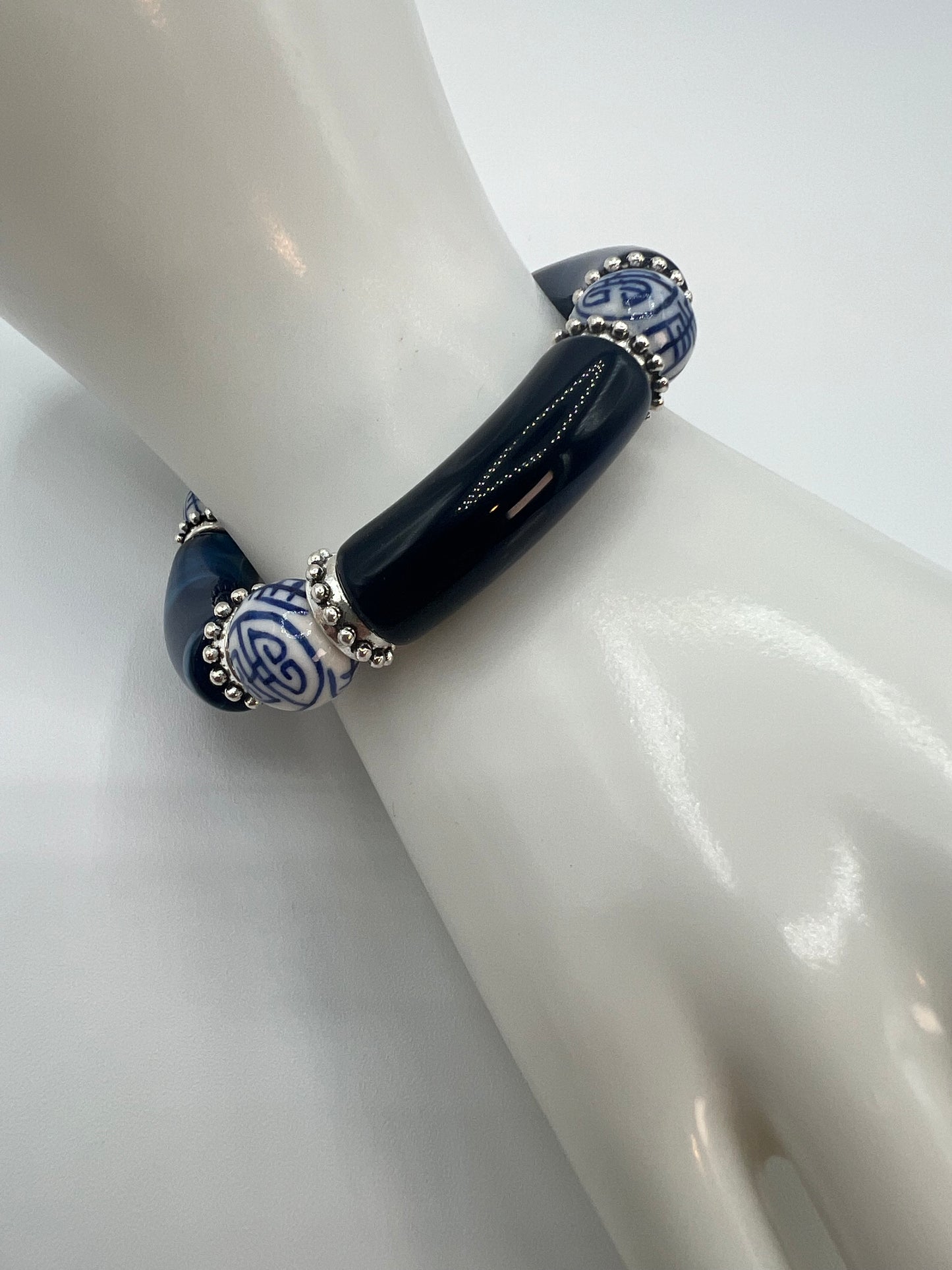 Gemston Acrylic Bangle Navy with Calligraphy