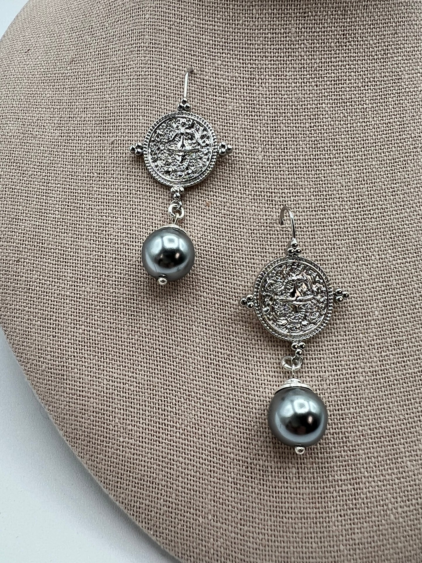 Gemstone Earring with Silver Medallion Gray Shell Pearl