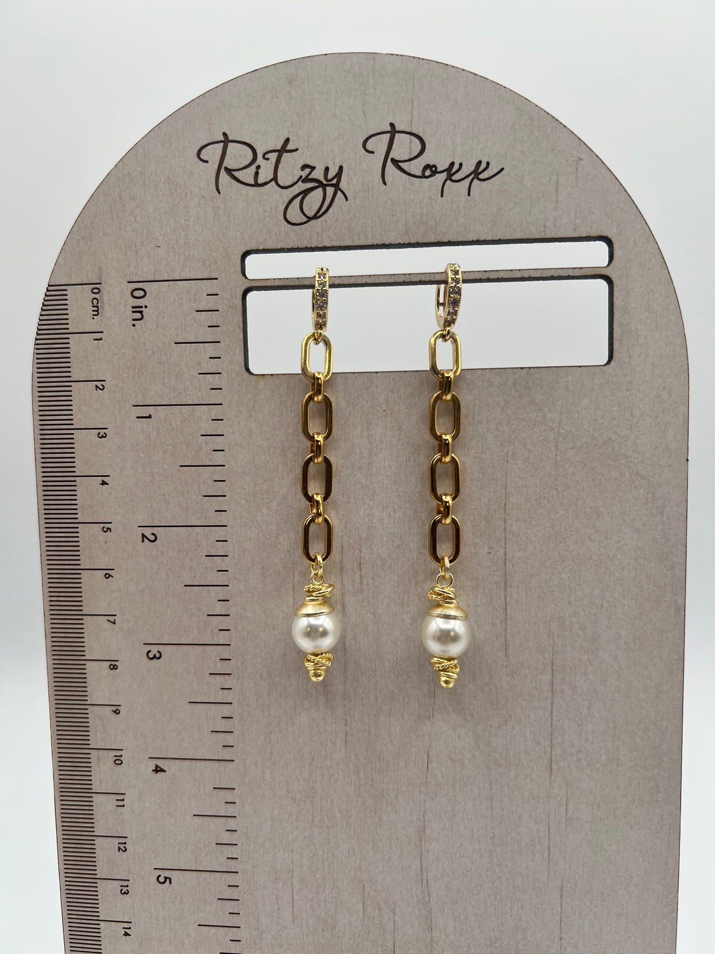 Gemstone Earring with Gold Chain and White Shell Pearl