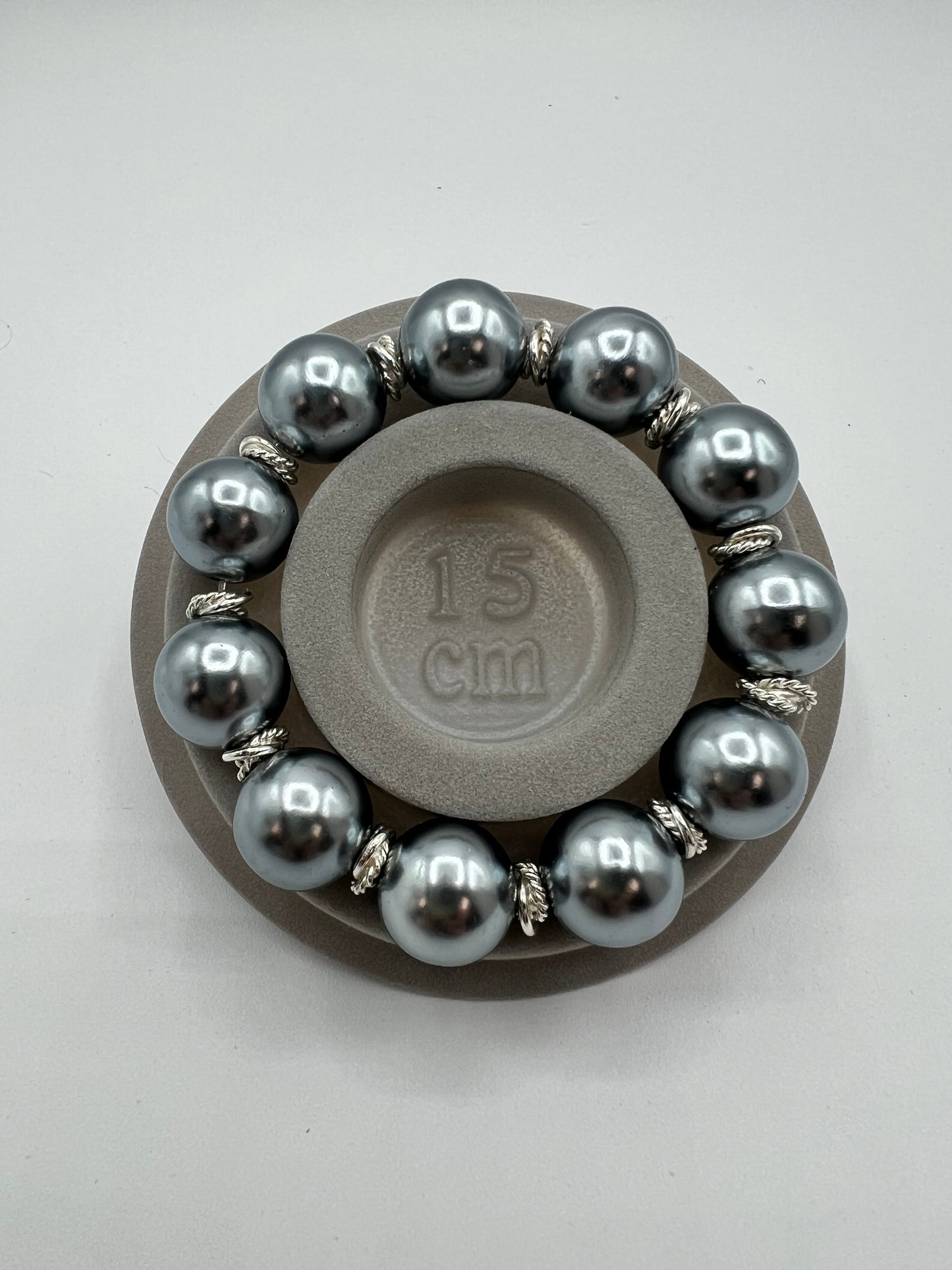 Gemstone Bracelet Gray Shell Pearl